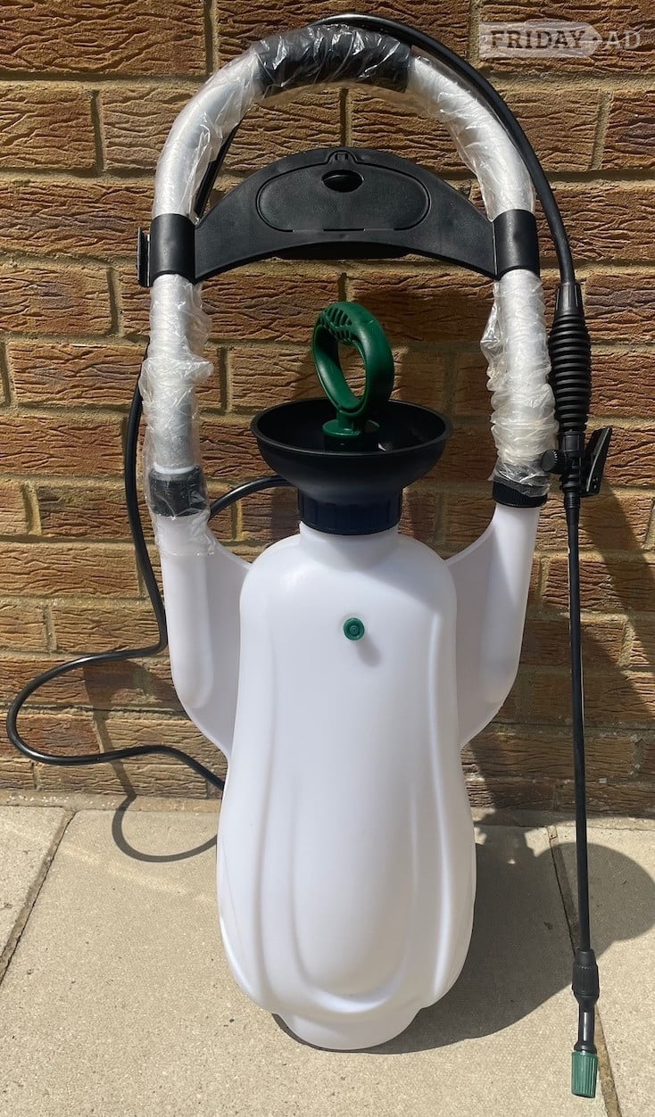 12 Litre container garden Sprayer in Hastings