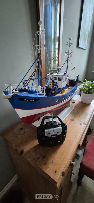 Fully functional RC Fishing Trawler 