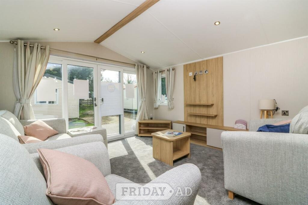 2 bed static caravan 