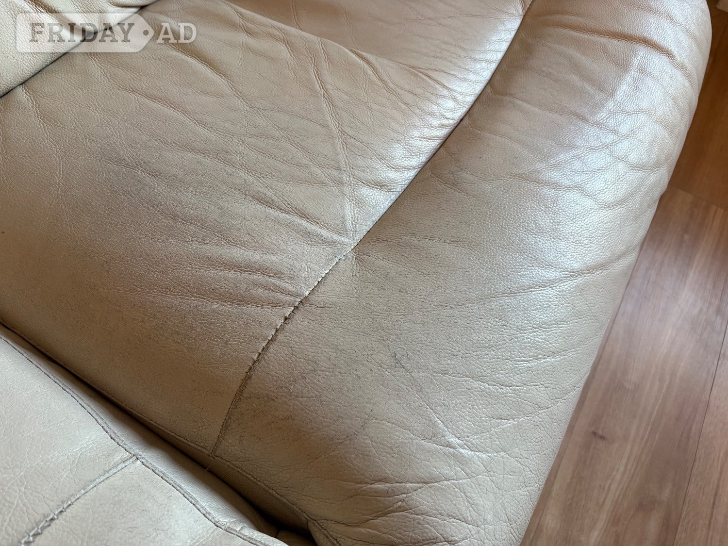 Horsham Three seater power recliner and two seater sofa