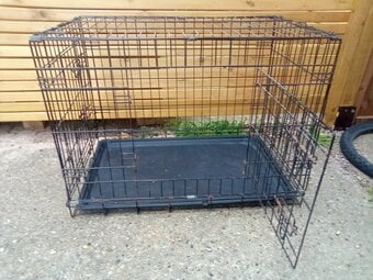 Foldable pet crate 