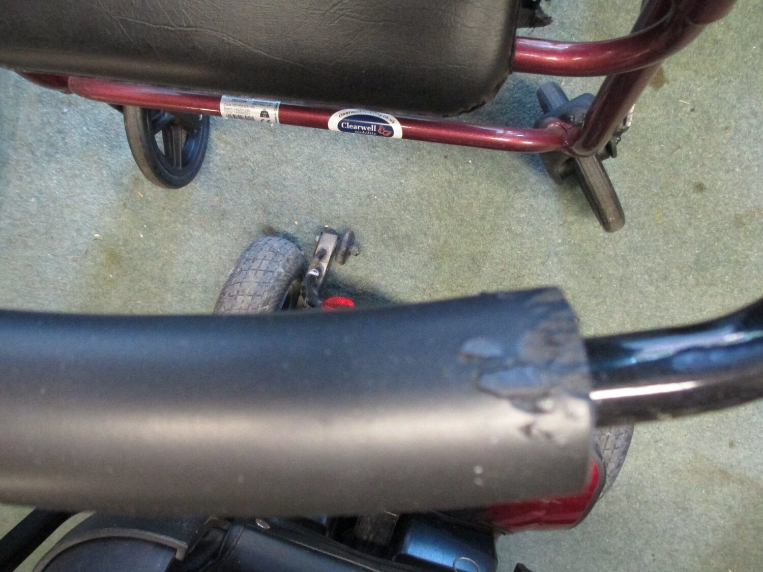 DAYS 4 WHEELED MOBILITY WALKER ROLLATOR - Mobility