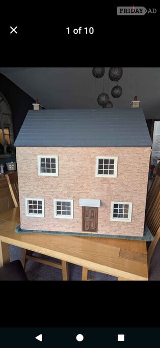Large dolls house 