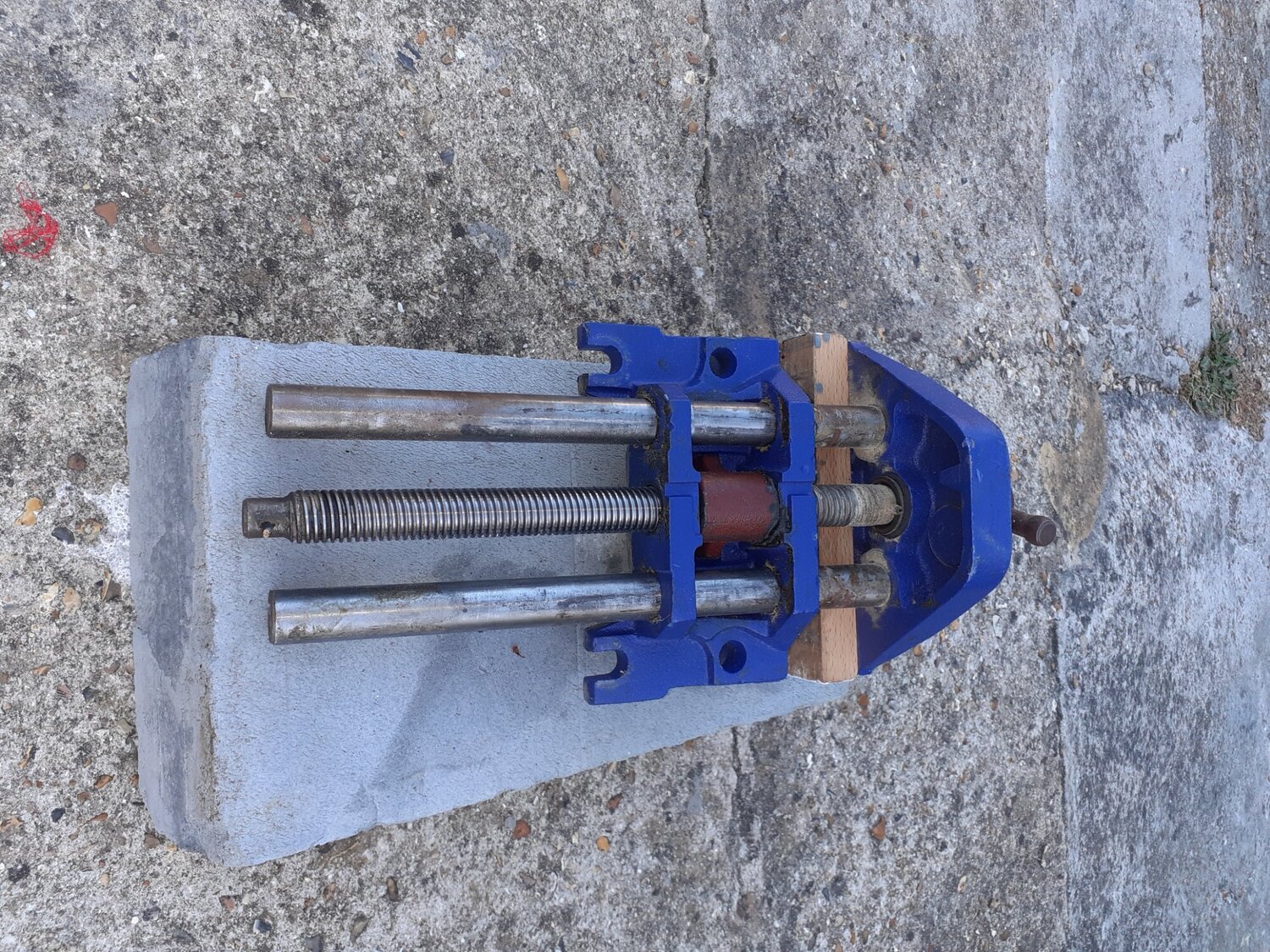 Irwin Vice 7in