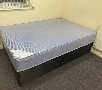4 FOOT OR DOUBLE - WATERPROOF MATTRESS WITH BLACK CHENILLE DIVAN 