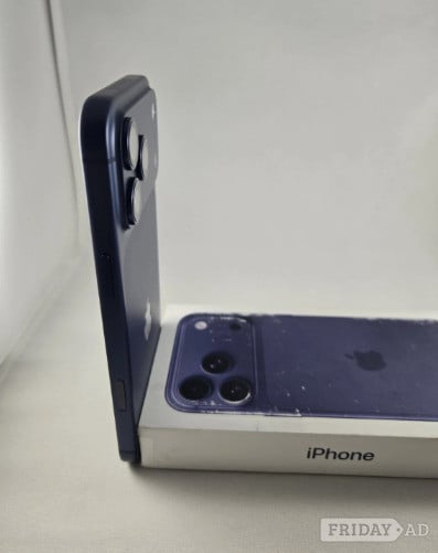 iPhone 17 Pro Max 256 GB Deep Blue AT&T in Abbots Langley