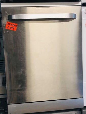 Kenwood full size dishwasher in excellent condition 