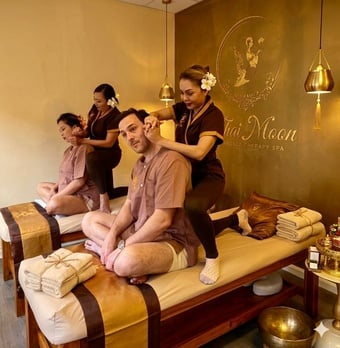 Thai massage professional 
