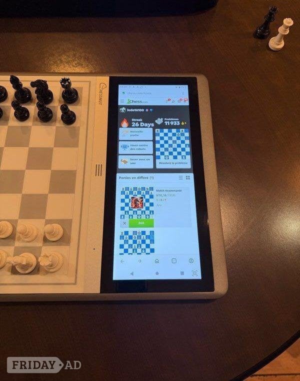 Wooler Chessnut Evo Connected Electronic Chessboard