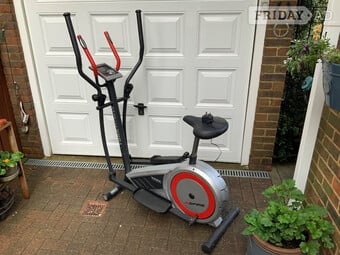 ELECTRONIC CROSS TRAINER