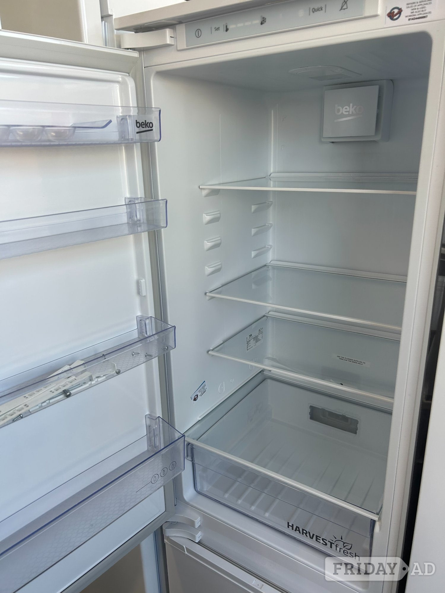 BEKO INTEGRATED 70/30 FRIDGE FREEZER