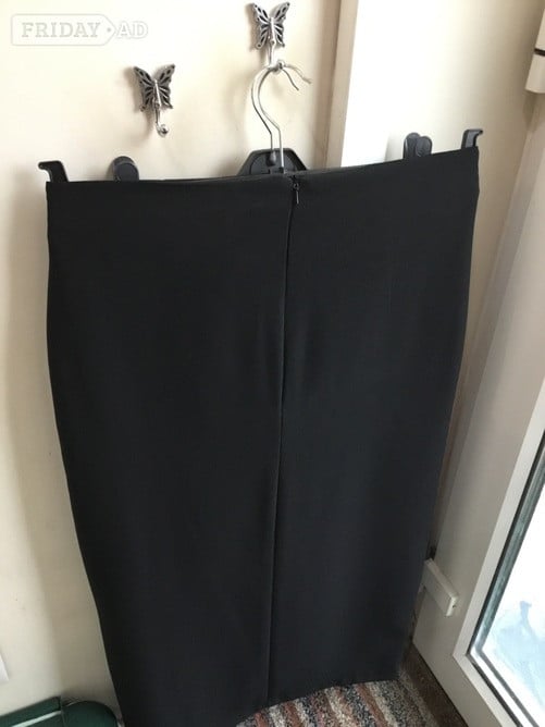 New Black fully lined pencil skirt 32” waist