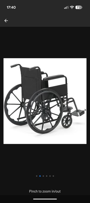 Self propelled wheelchair
