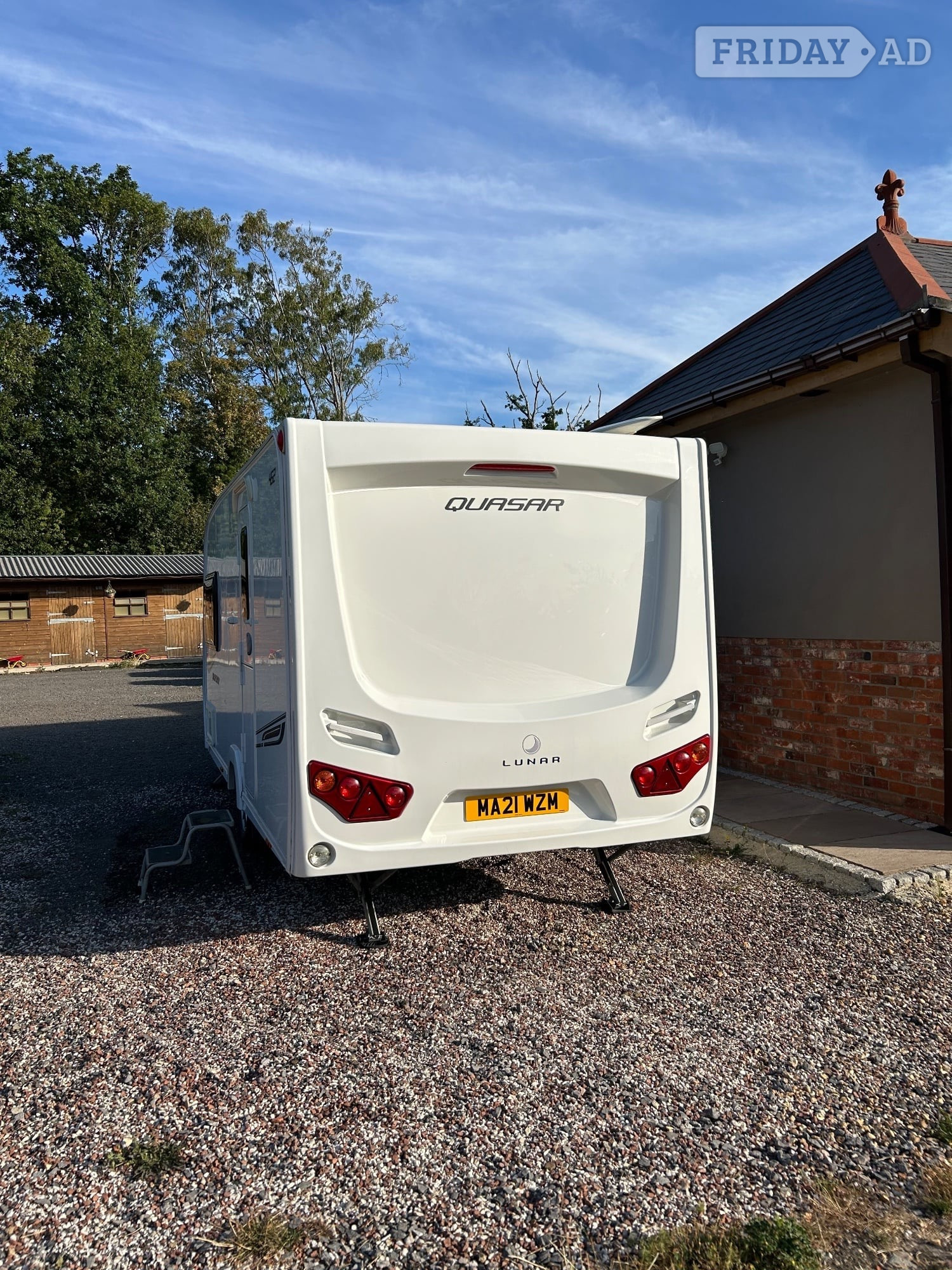 Lunar quasar 2013 2 berth with motor mover  - Motorhomes & Caravans in Liss