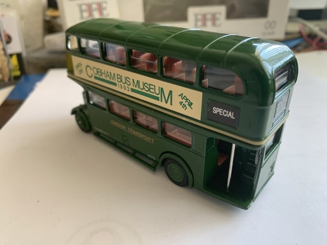 Reigate London Transport Bus (Cobham Bus Museum)