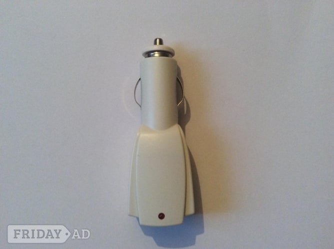 USB TWIN PORT CAR CHARGER - Phones & Accessories in London