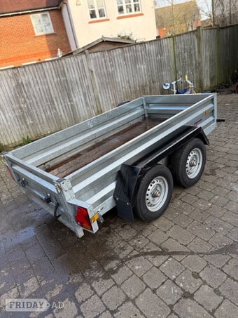Indespension 8x4 twin axle trailer 
