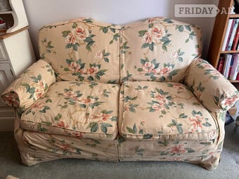 Traditional Floral 2 seater sofa