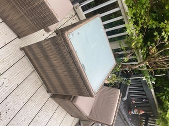 Garden ration glass table &2 seats 