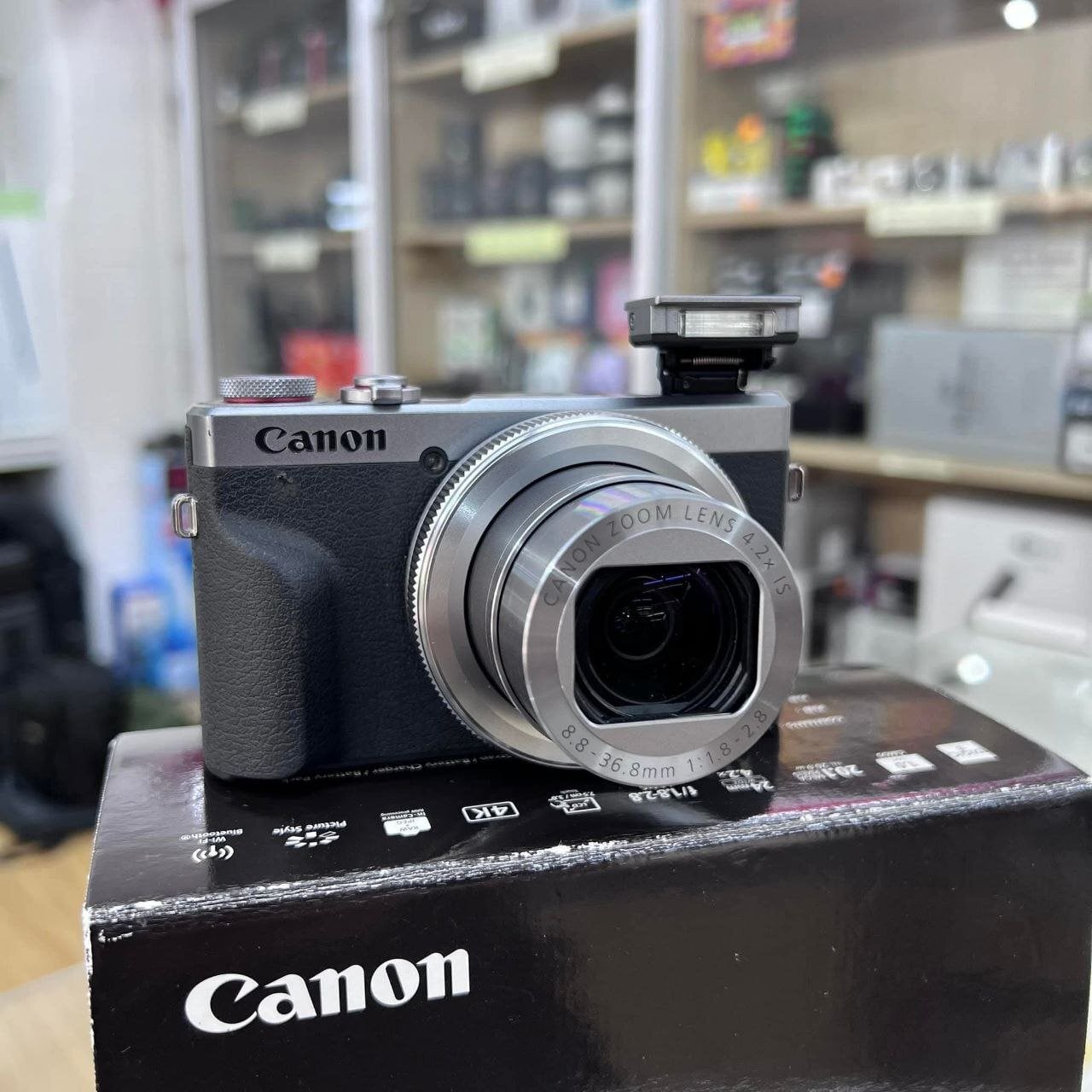 Canon power-shot G7X mark lll digital camera  - Computers & Electronics