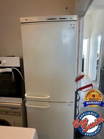 BOSCH 50/50 FRIDGE FREEZER