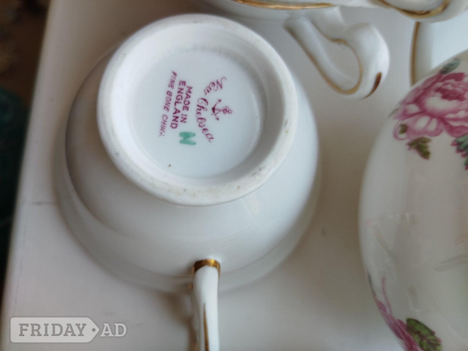 Robertsbridge Lovely Vintage/Antique bone china tea set "New Chelsea"