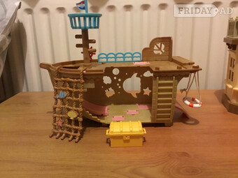 Sylvanian pirate ship