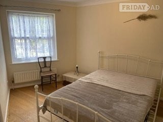 LIGHT DOUBLE ROOM - EN-SUITE - ISLEWORTH