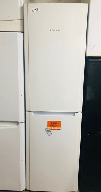 Hotpoint tall size frost free fridge freezer excellent condition 