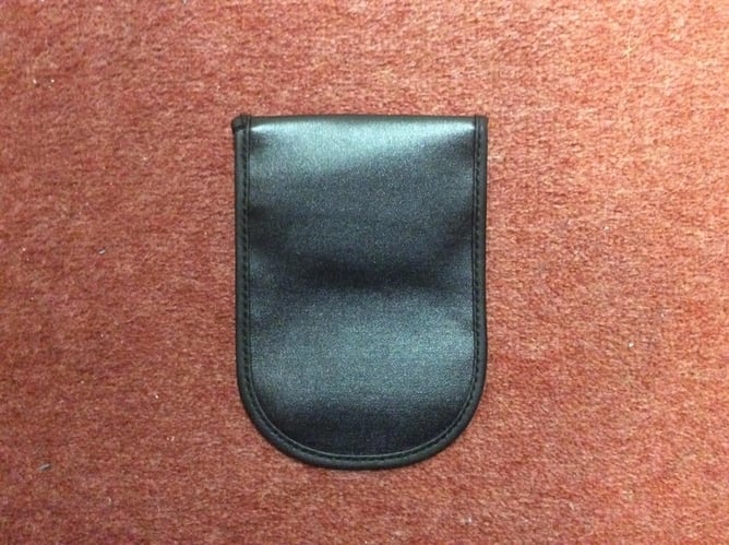 London Vehicle Key Signal Blocker, Faraday Cage, RFID KeyCard Pouch.