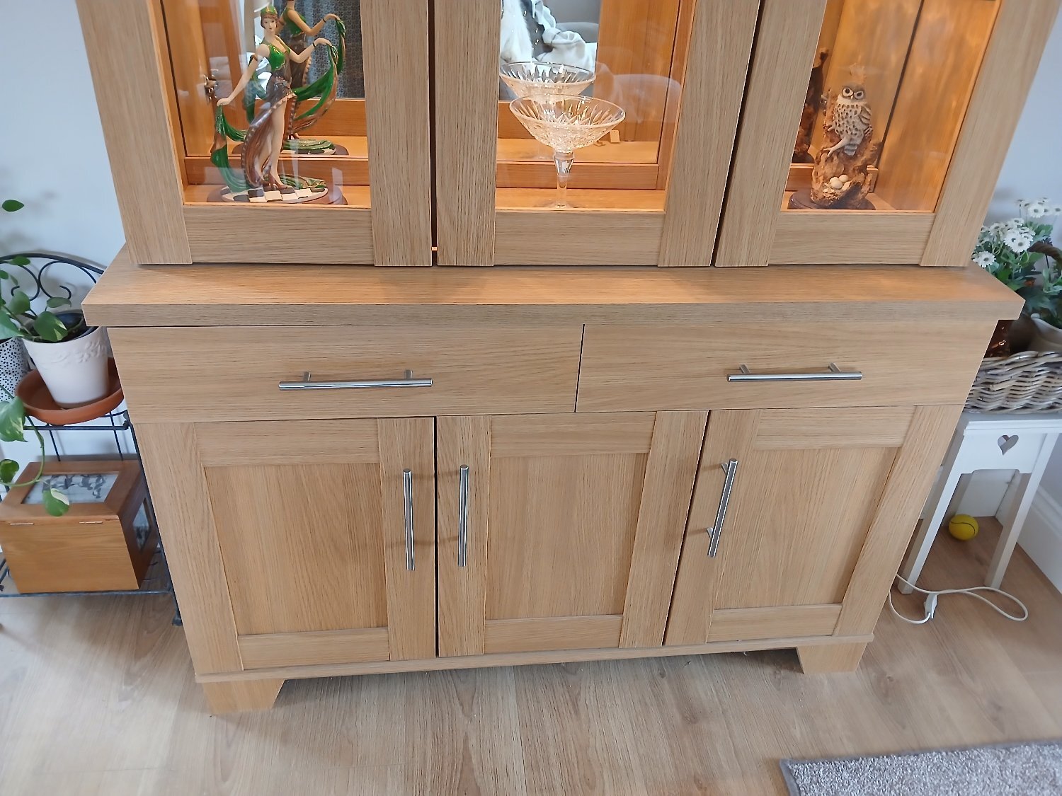 Hailsham Display unit with drawns