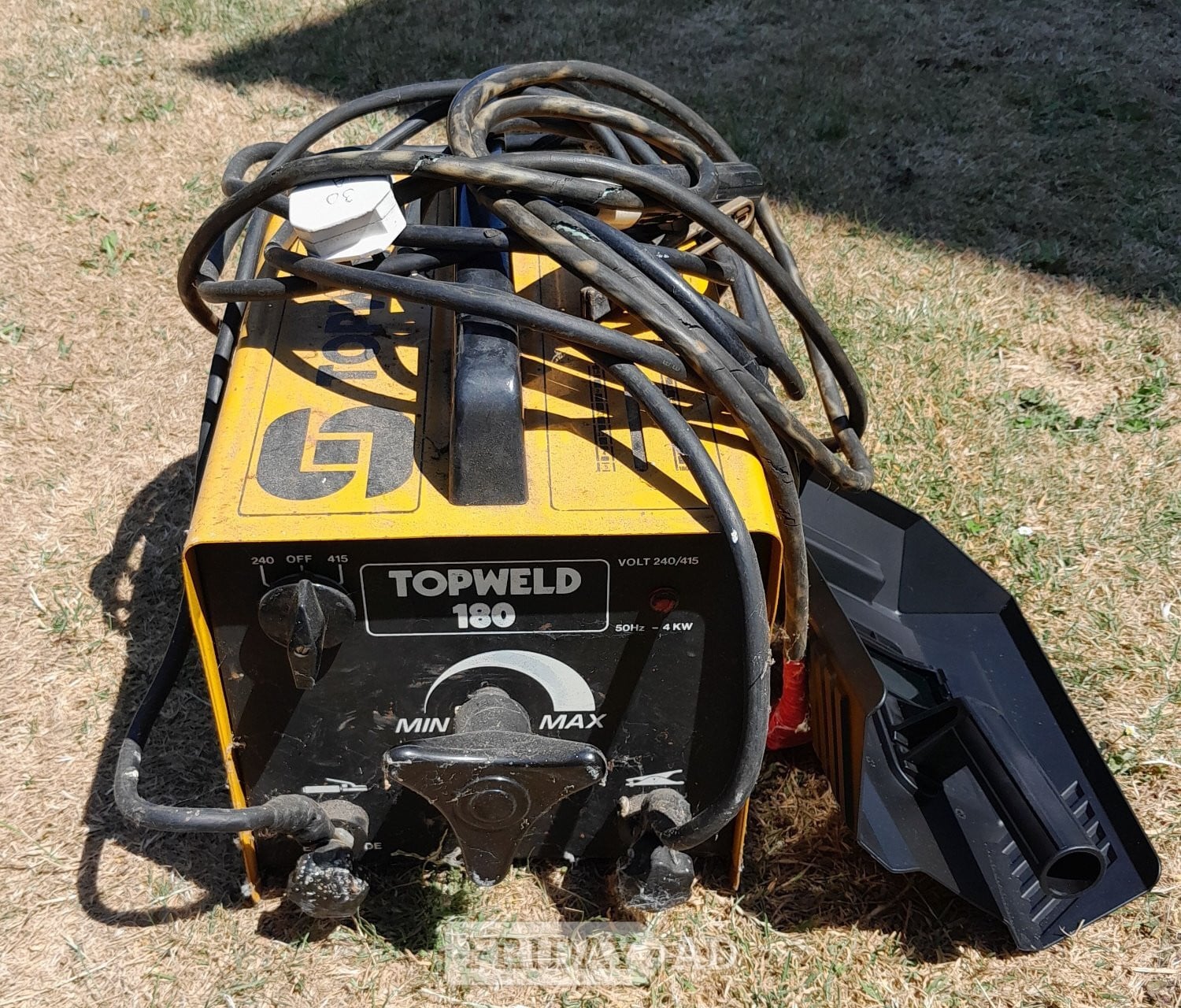 ARC WELDER 240V/415V in Littlehampton