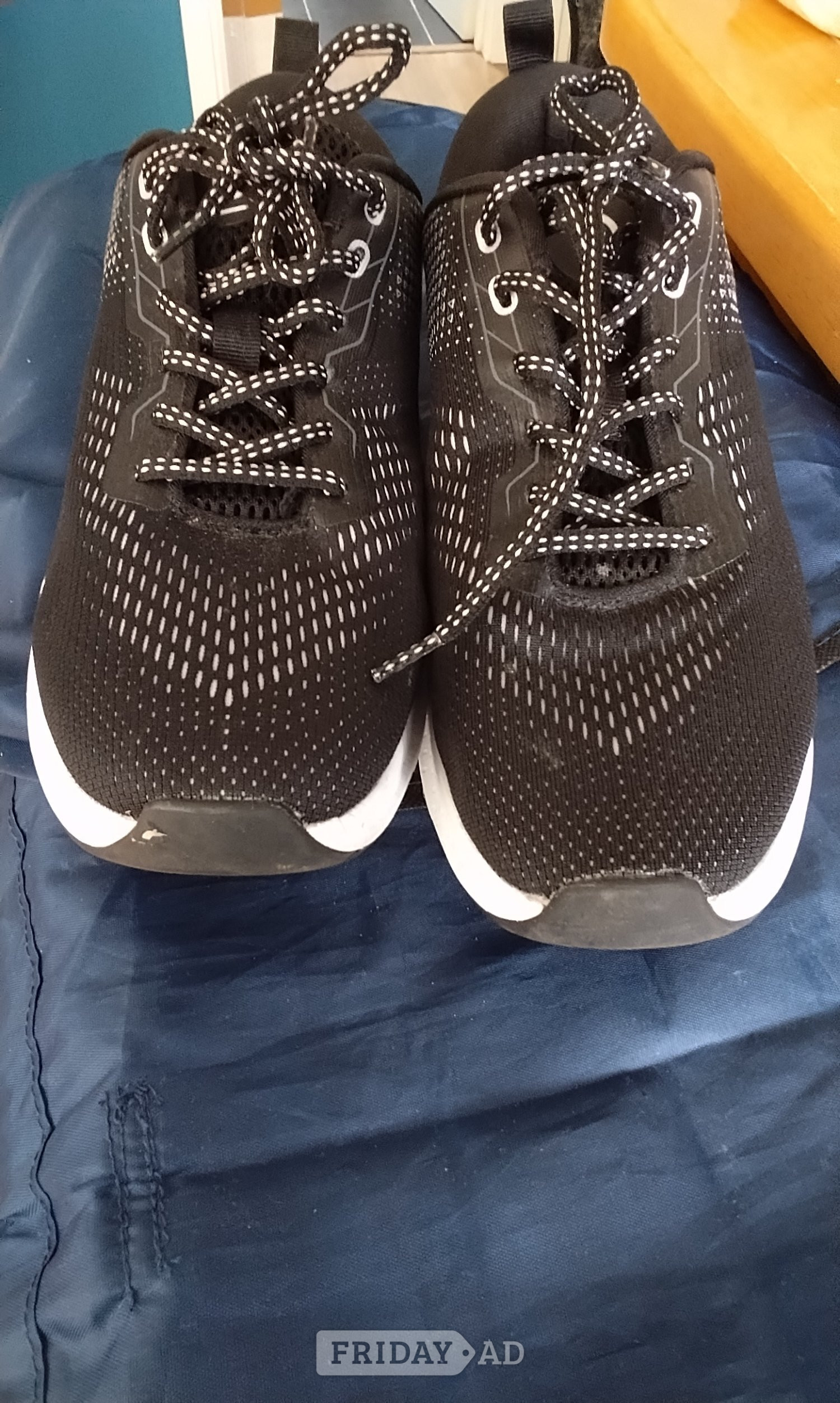 Eastbourne Men's Hotter shoes hardly worn. 4 pairs 