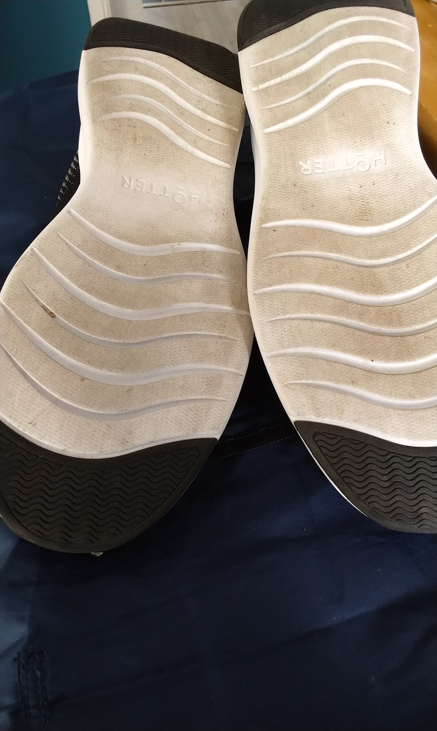 Men's Hotter shoes hardly worn. 4 pairs  - Clothing, Footwear & Accessories in Eastbourne