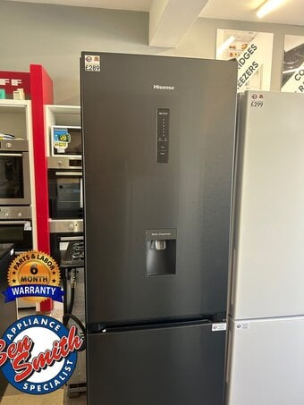 HISENSE 60/40 FRIDGE FREEZER