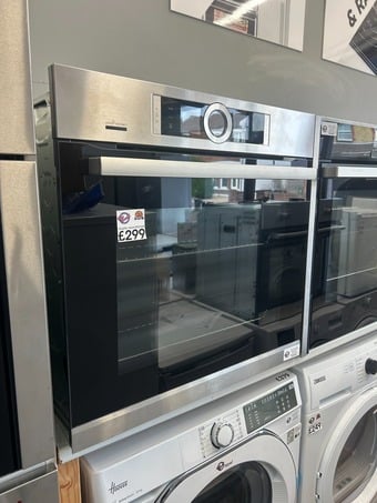 BOSCH BUILT IN PYROLYTIC OVEN