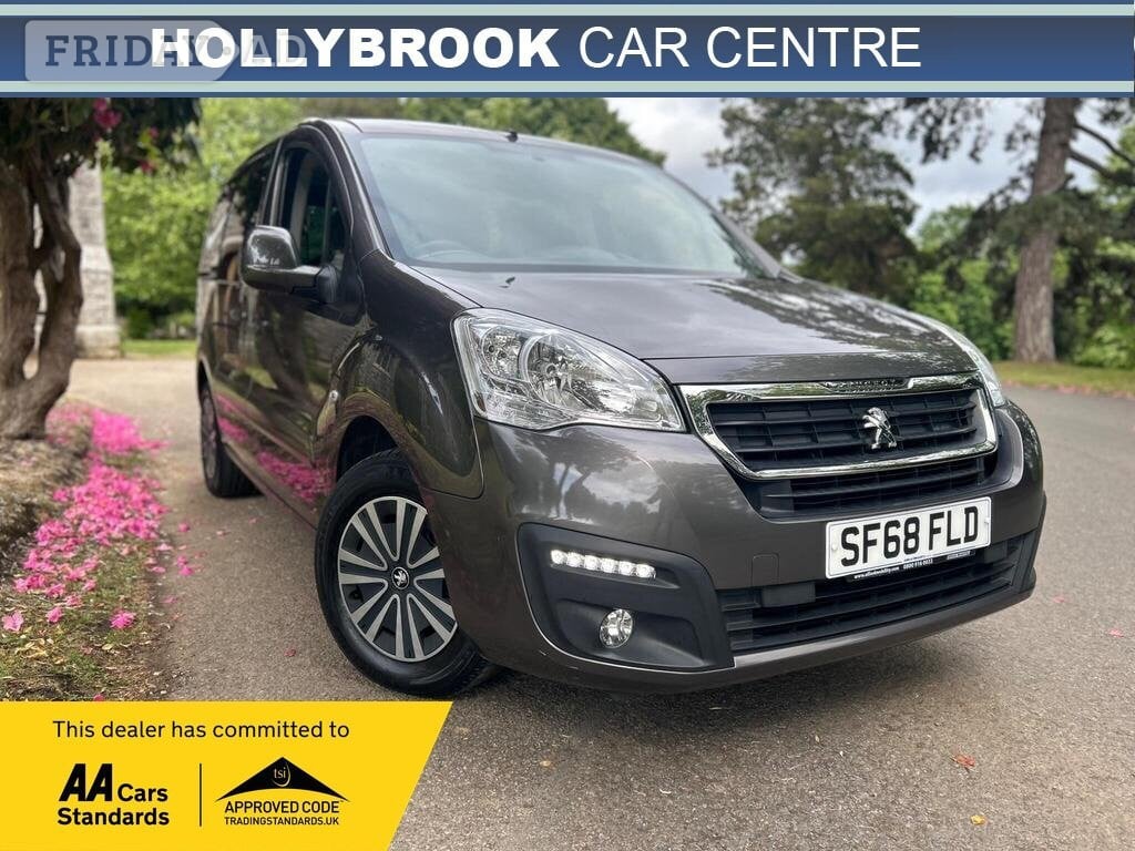 2019 PEUGEOT PARTNER TEPEE 1.6 BLUE HDI ALLURE EUR 6 5DR MPV/WAV  in Southampton