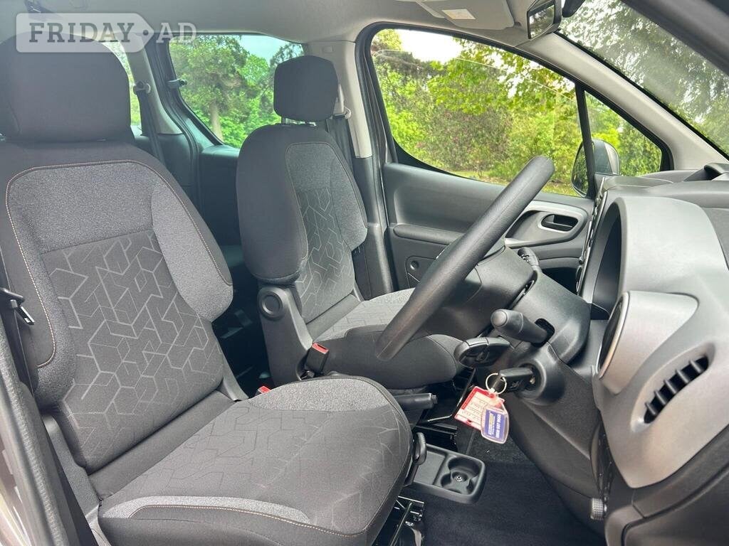 2019 PEUGEOT PARTNER TEPEE 1.6 BLUE HDI ALLURE EUR 6 5DR MPV/WAV  - Cars in Southampton