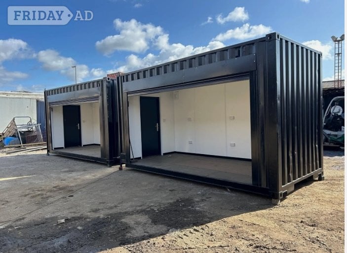 10ft & 20ft Shipping Containers for Sale UK | Secure Storage Cot - Garden in Abridge