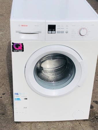 Bosch washing machine with 1400 spin speed works perfectly 