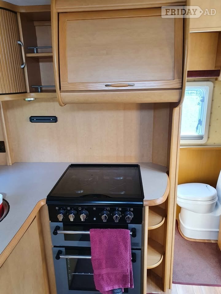 abbey gts 216  2007 with motor mover awning - Motorhomes & Caravans in Leatherhead
