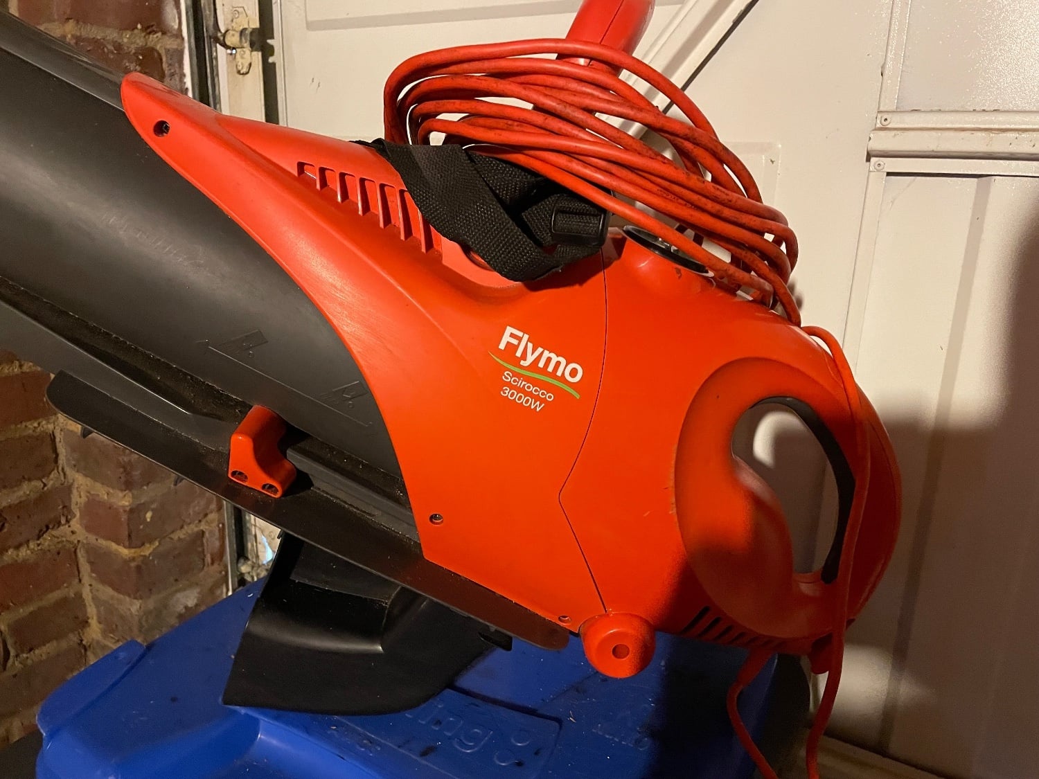 Powerfull leaf blower / hoover