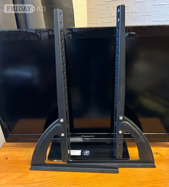 TV stand legs