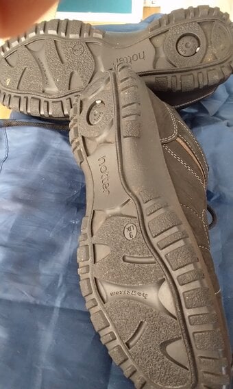 Hotter Goretex shoe hardly worn size 9 men