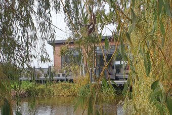 Luxury Holiday Lodge with stunning lake side views