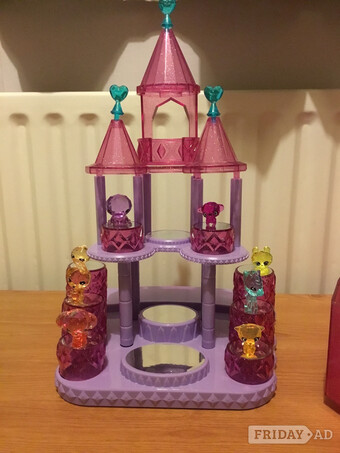 Sparkle babies and castle