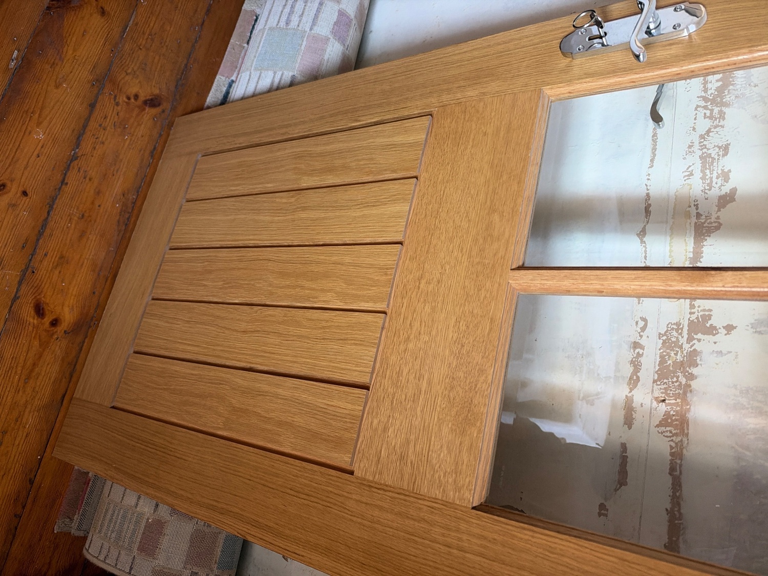 Battle Oak style door with lock