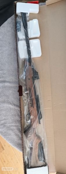 Hatsan Speedfire Multi Shot Break Barrel Air Rifle Walnut Stock.