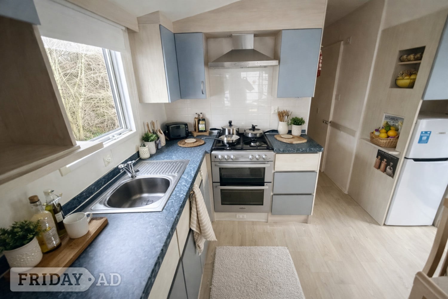 Saxmundham 3 Bedroom Caravan For Sale in Suffolk Near Southwold