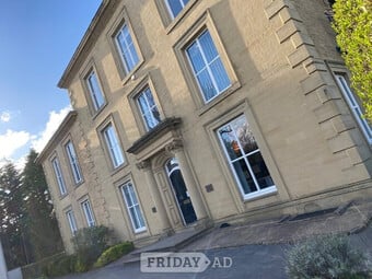 Leigh House, Leeds - Office Suite F16 - 3 Desk Office Available
